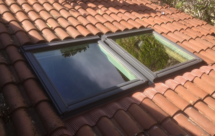 volet-roulant-velux-solaire